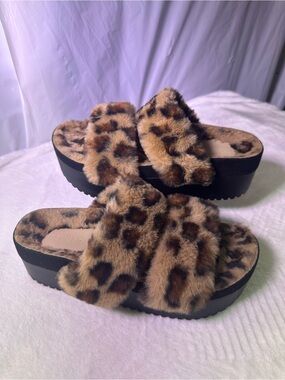 Madden Girl Leopard Print Faux Fur Platform Slides - Brown/Black